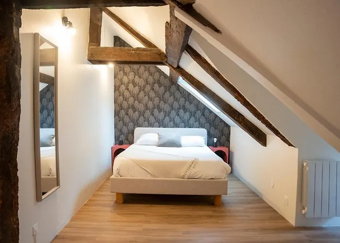 Lejlighed Duplex De Charme Dans Le Quartier Du Vaugueux *