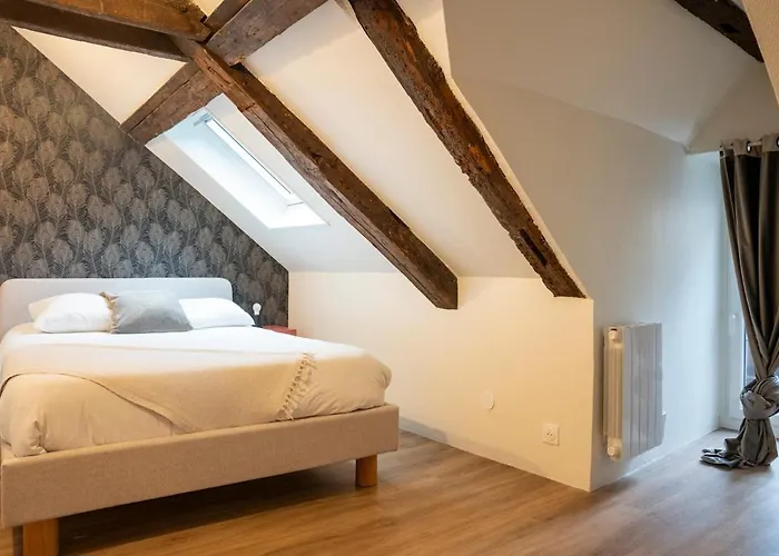 Lejlighed Duplex De Charme Dans Le Quartier Du Vaugueux